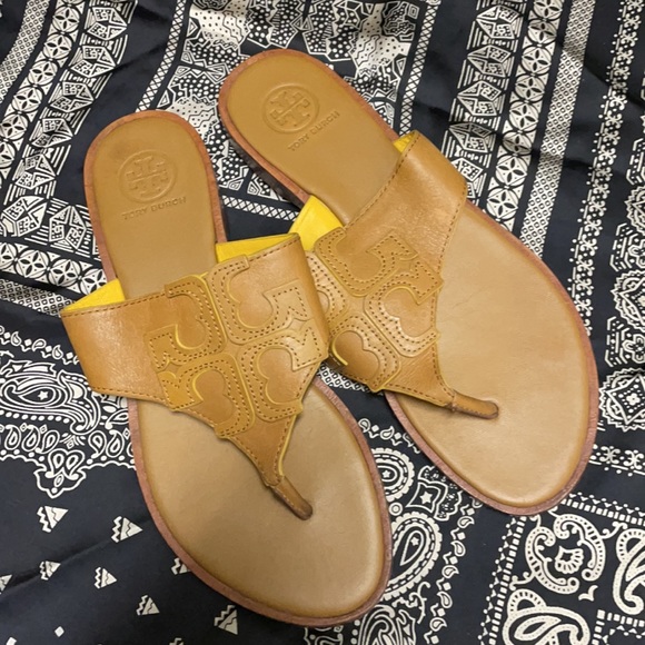 Tory Burch Brown Leather Sandal - Picture 3 of 4